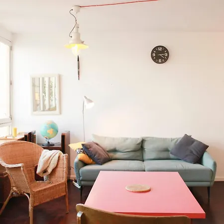 With Stunning Views In * Paris