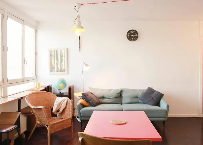 With Stunning Views In * Paris